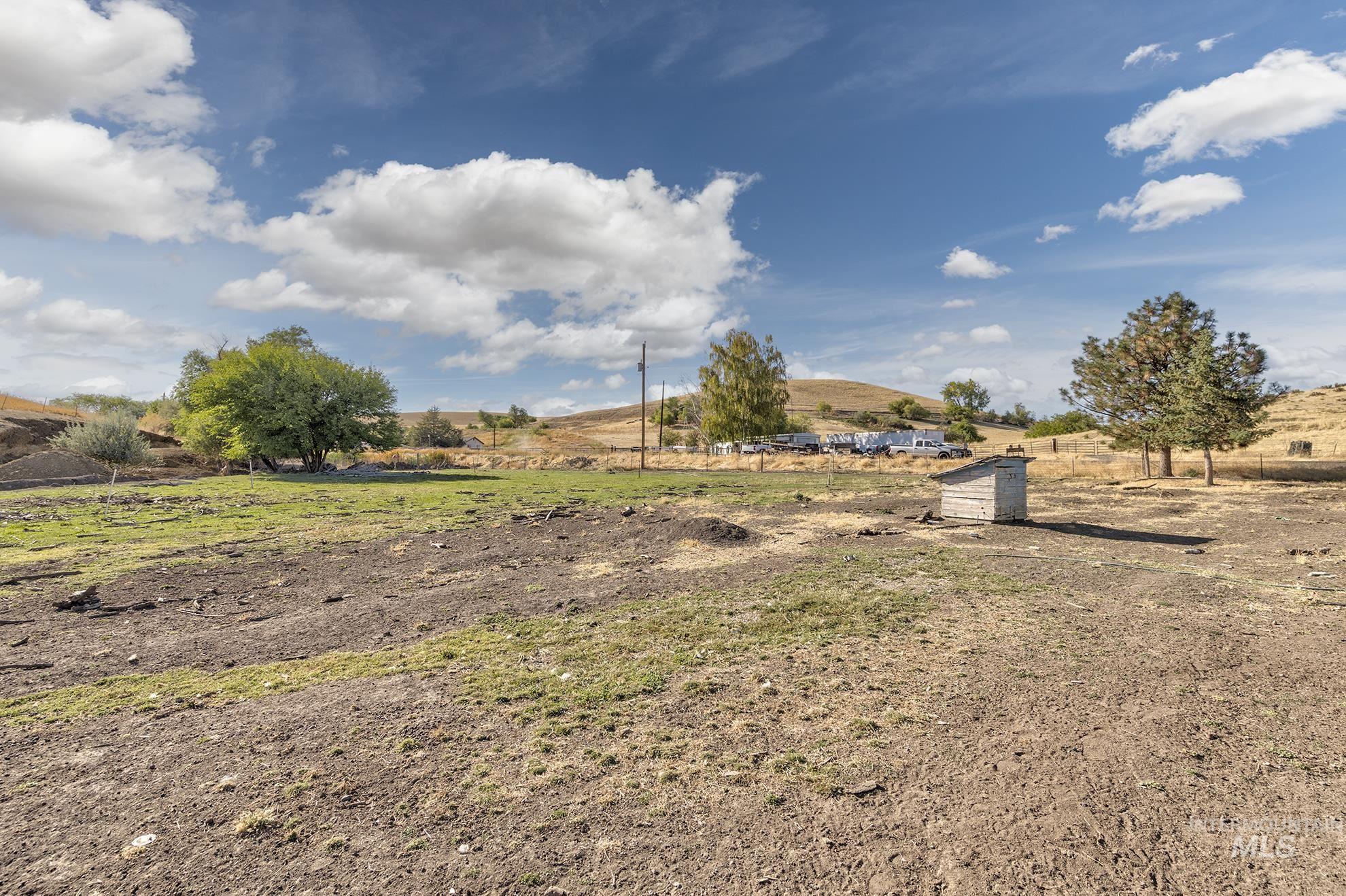 1348 Hoover Road
