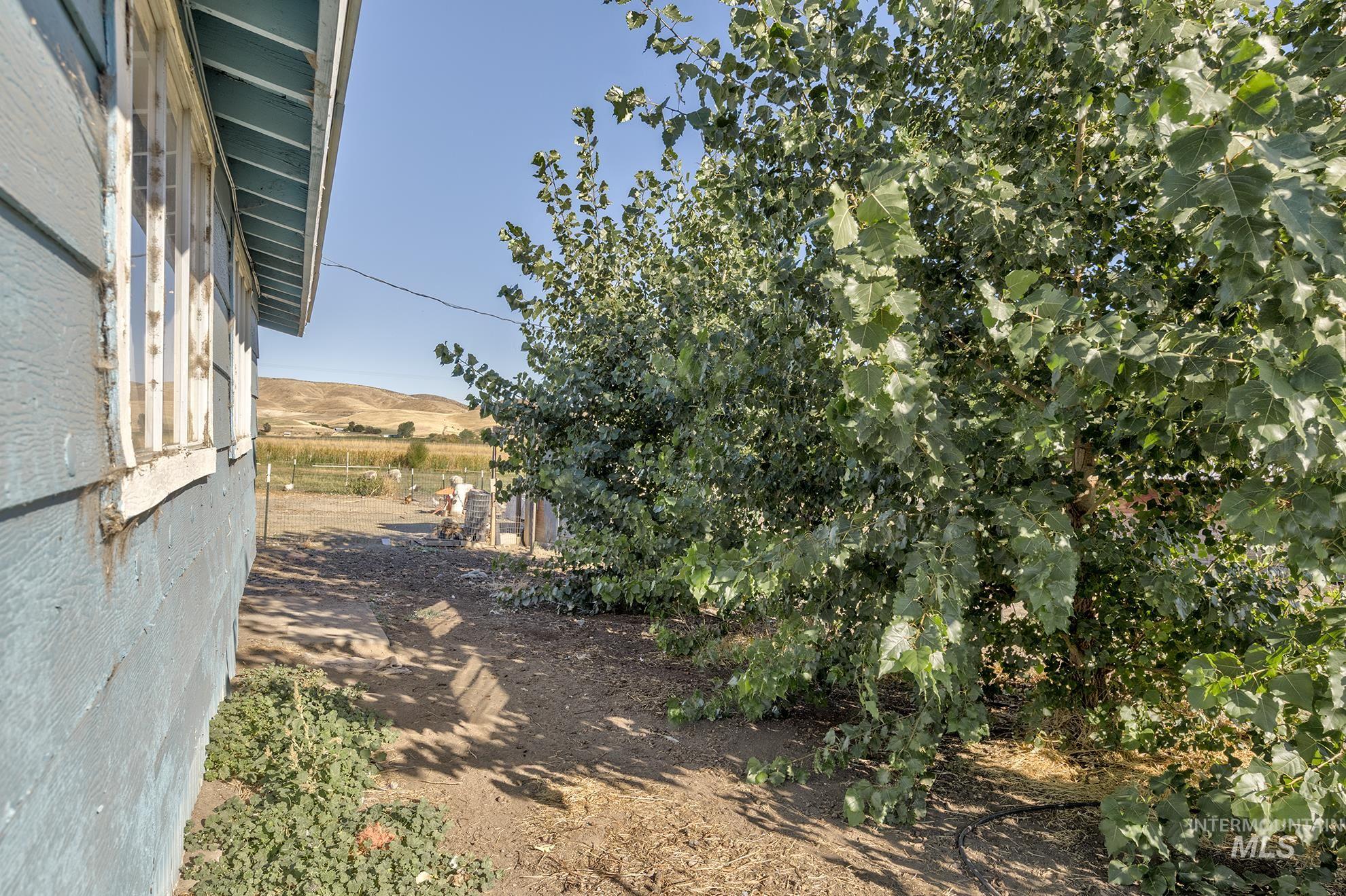 1348 Hoover Road