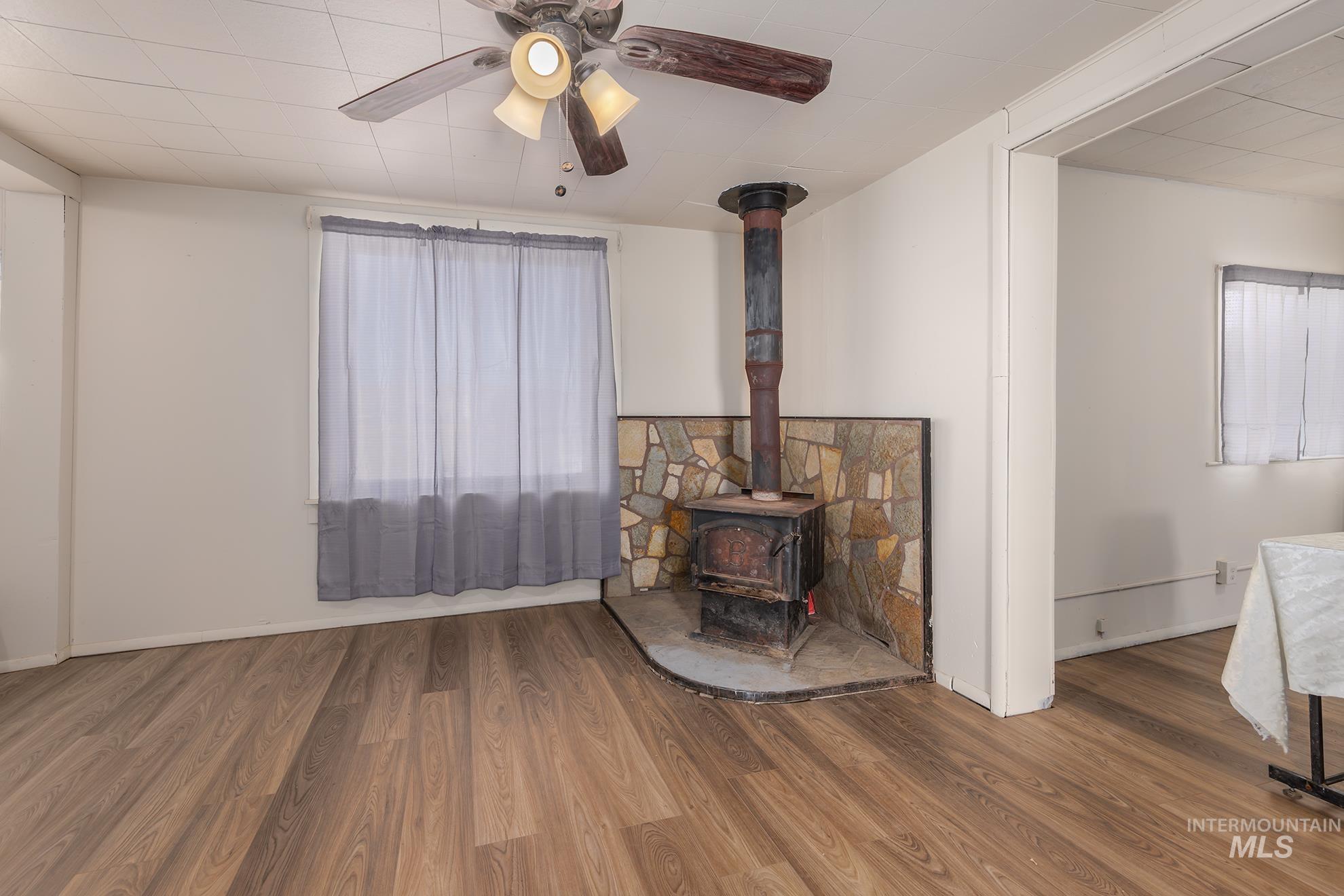 1348 Hoover Road