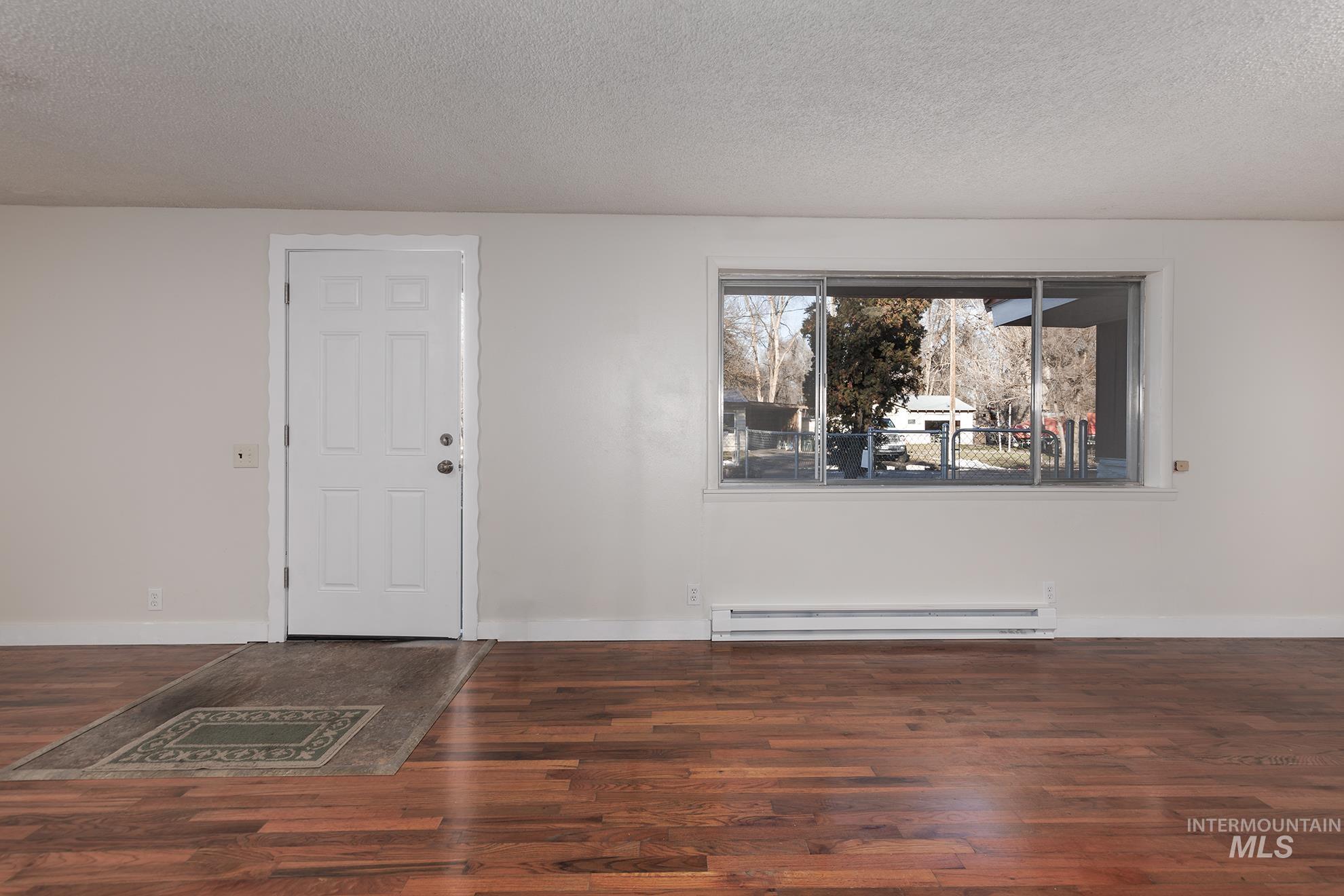 385 Anchor St.