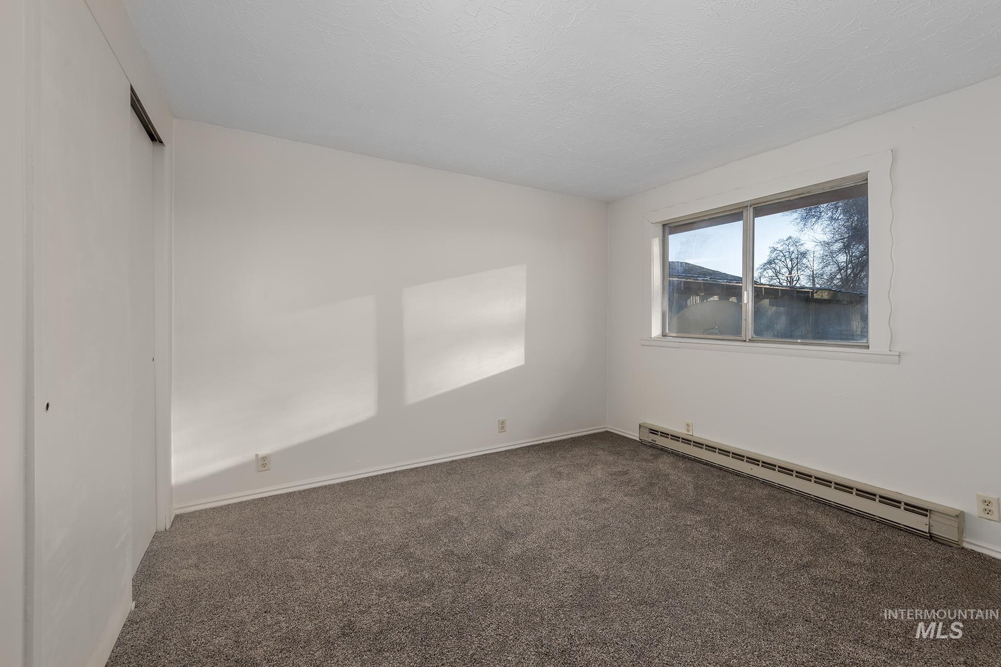 385 Anchor St.