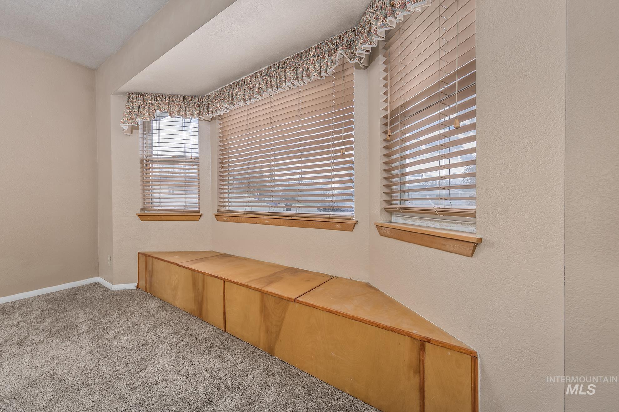 740 Flintlock Way