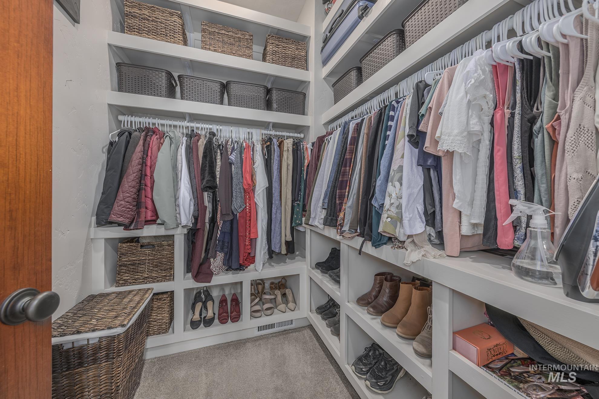 1179 Pleasant View Drive