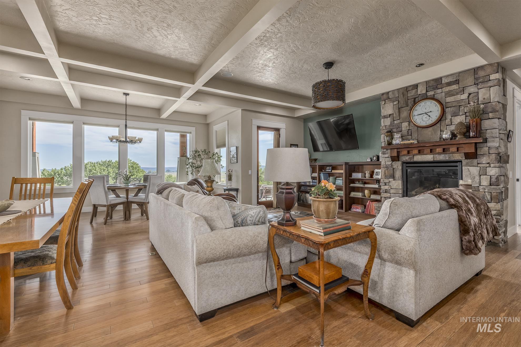 1179 Pleasant View Drive