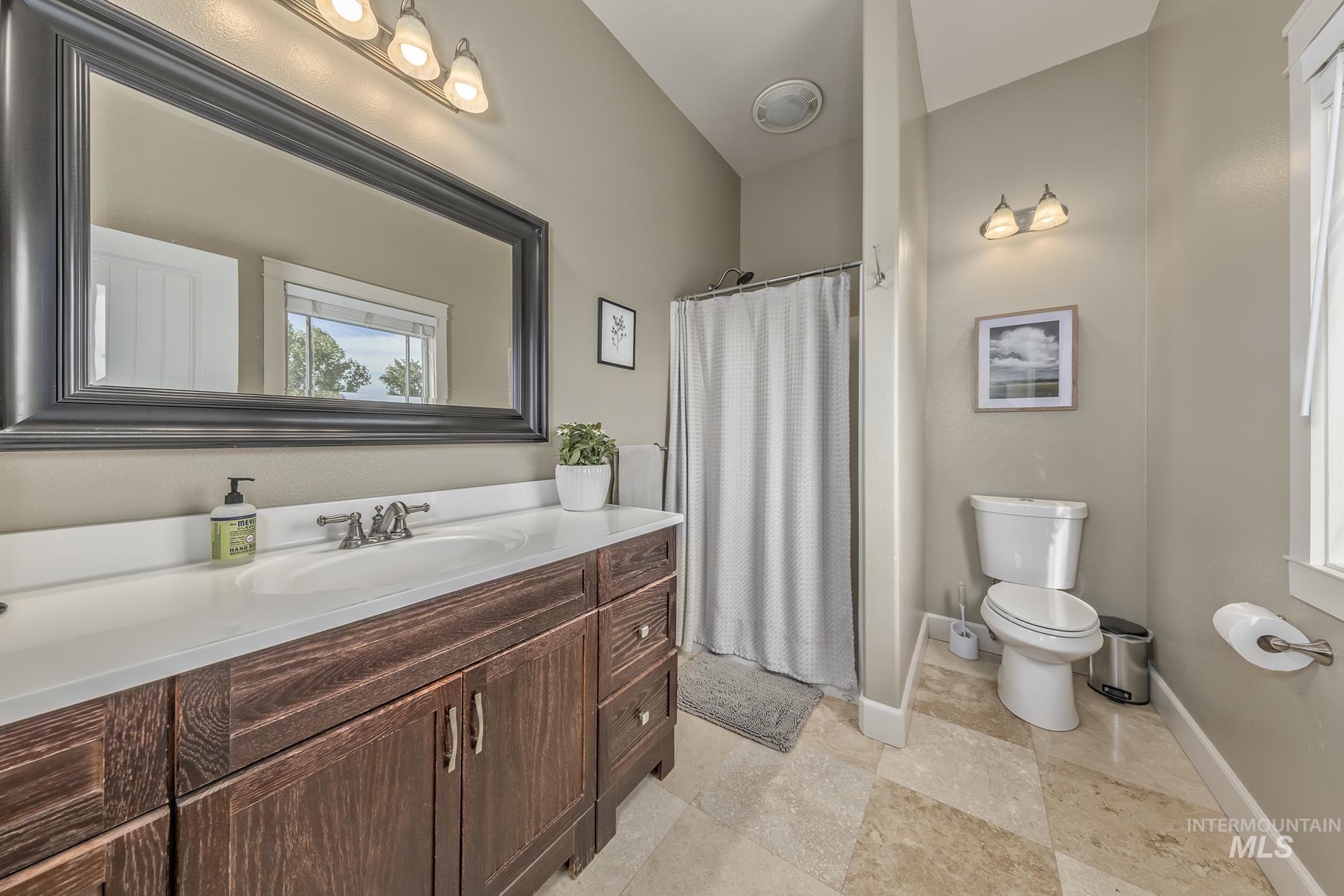 1179 Pleasant View Drive