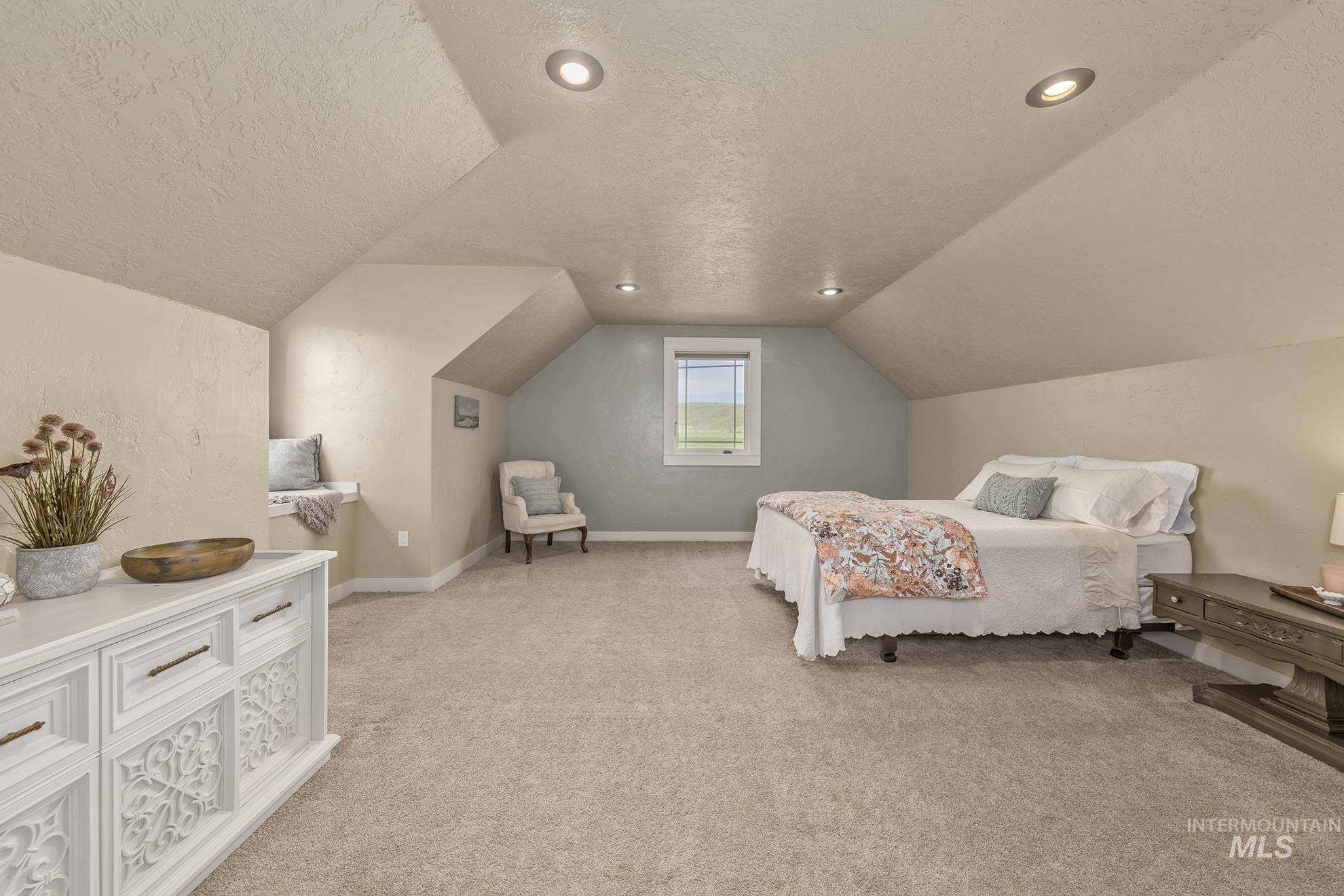 1179 Pleasant View Drive