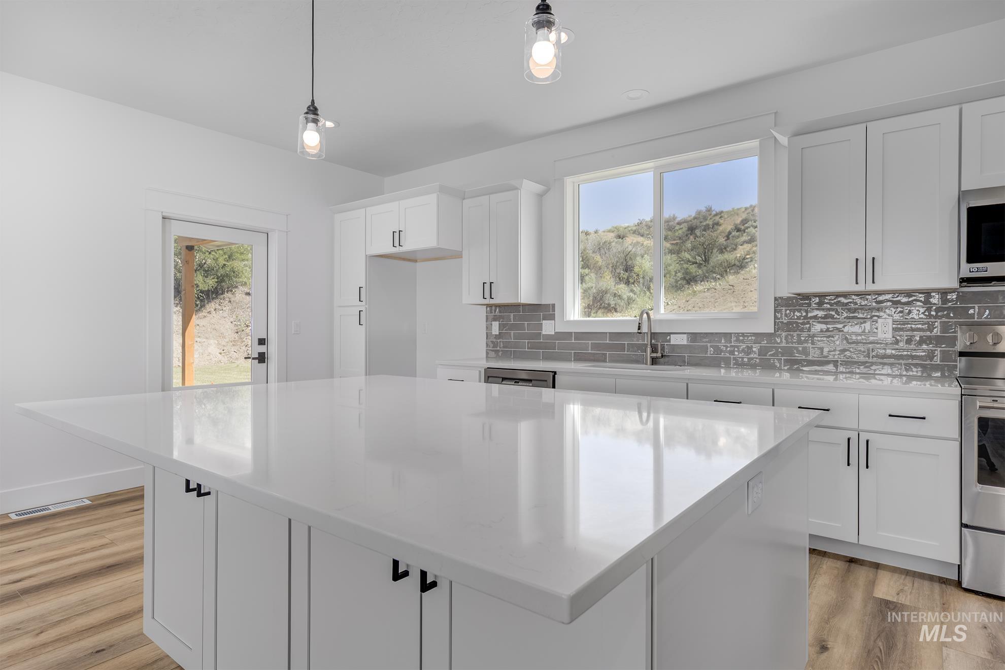 3355 County Line Road