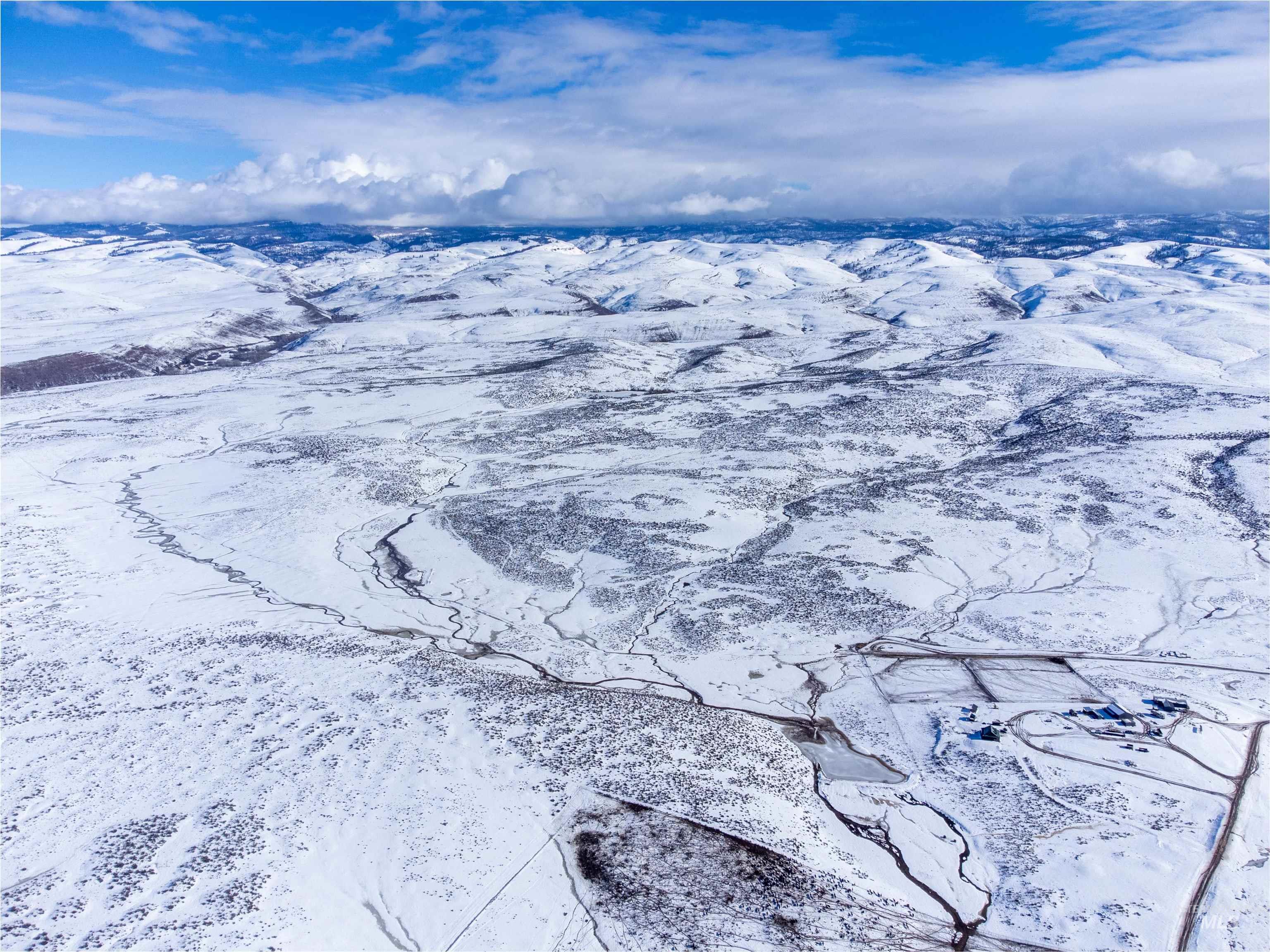 240 Indian Valley Road