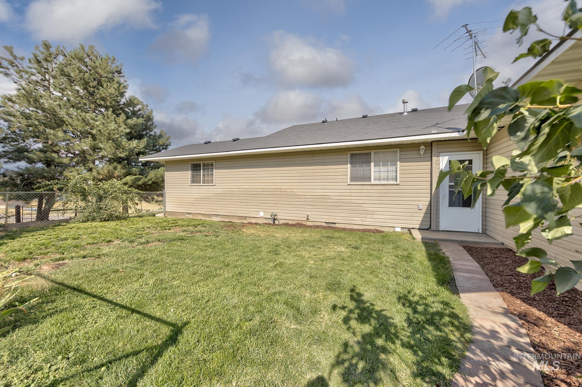 1715 Striker Lane