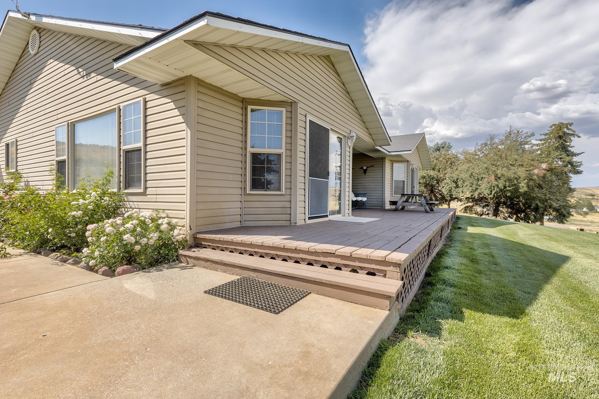 1715 Striker Lane