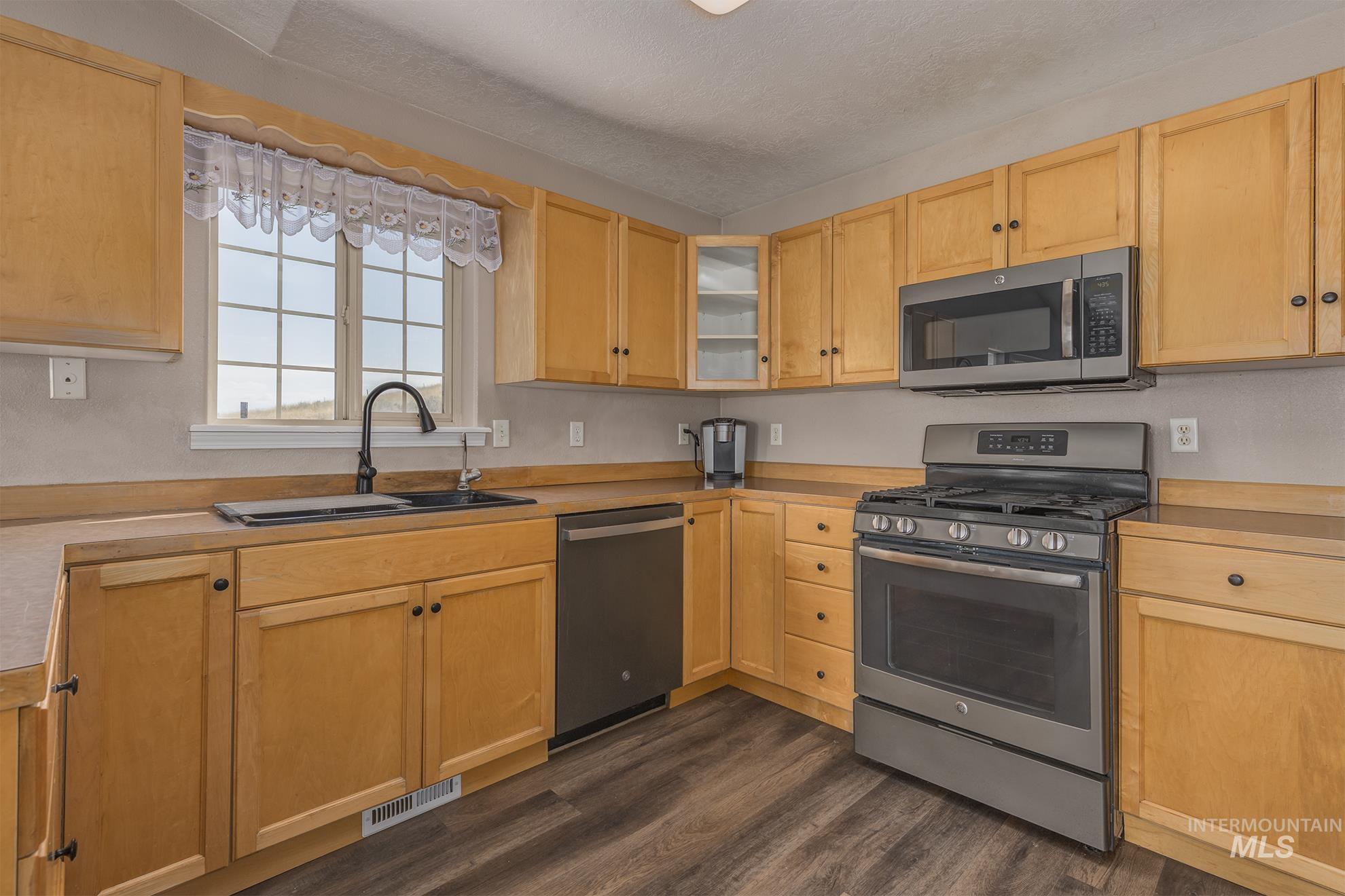 1715 Striker Lane
