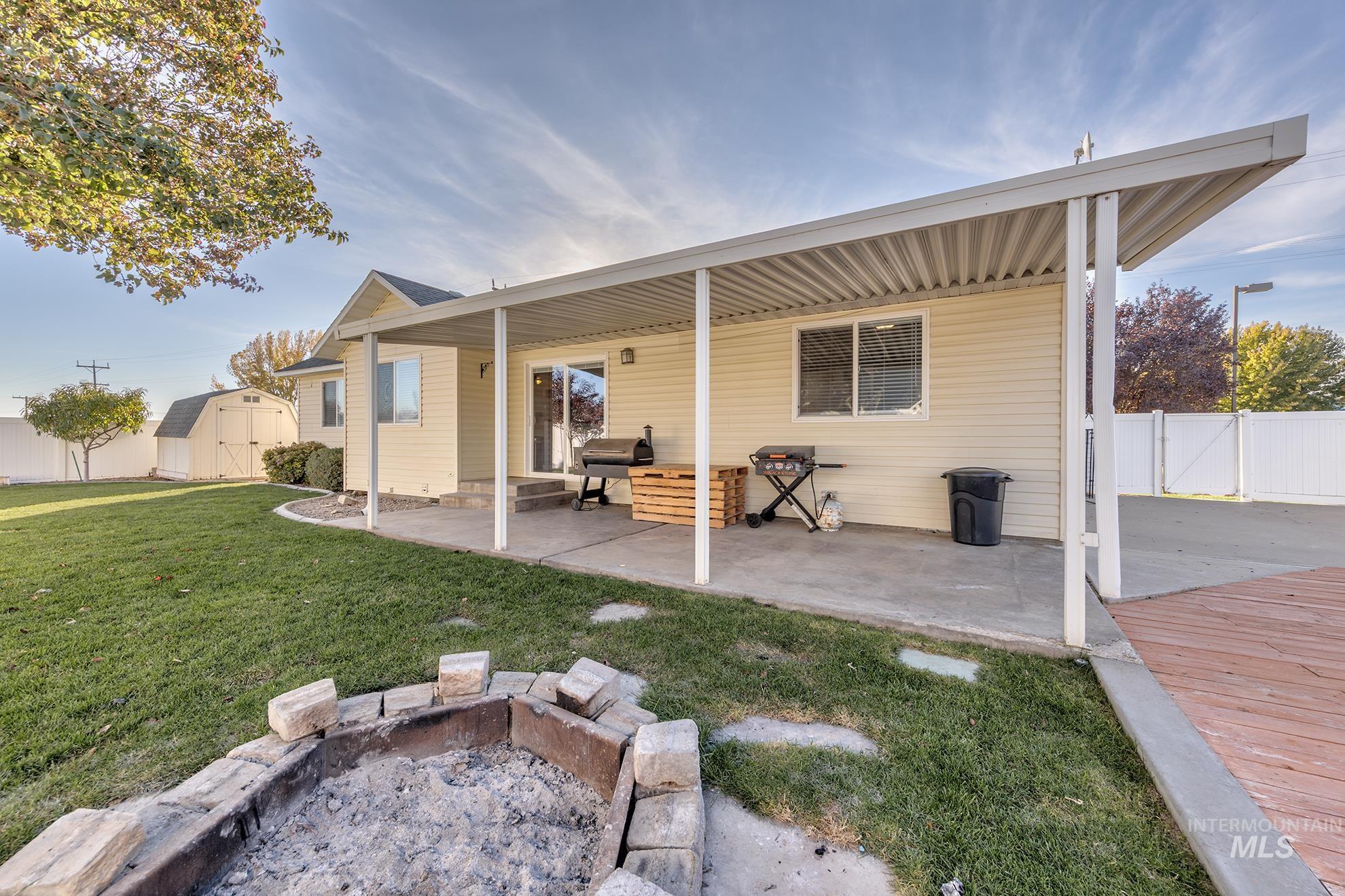 2480 W 9th Street