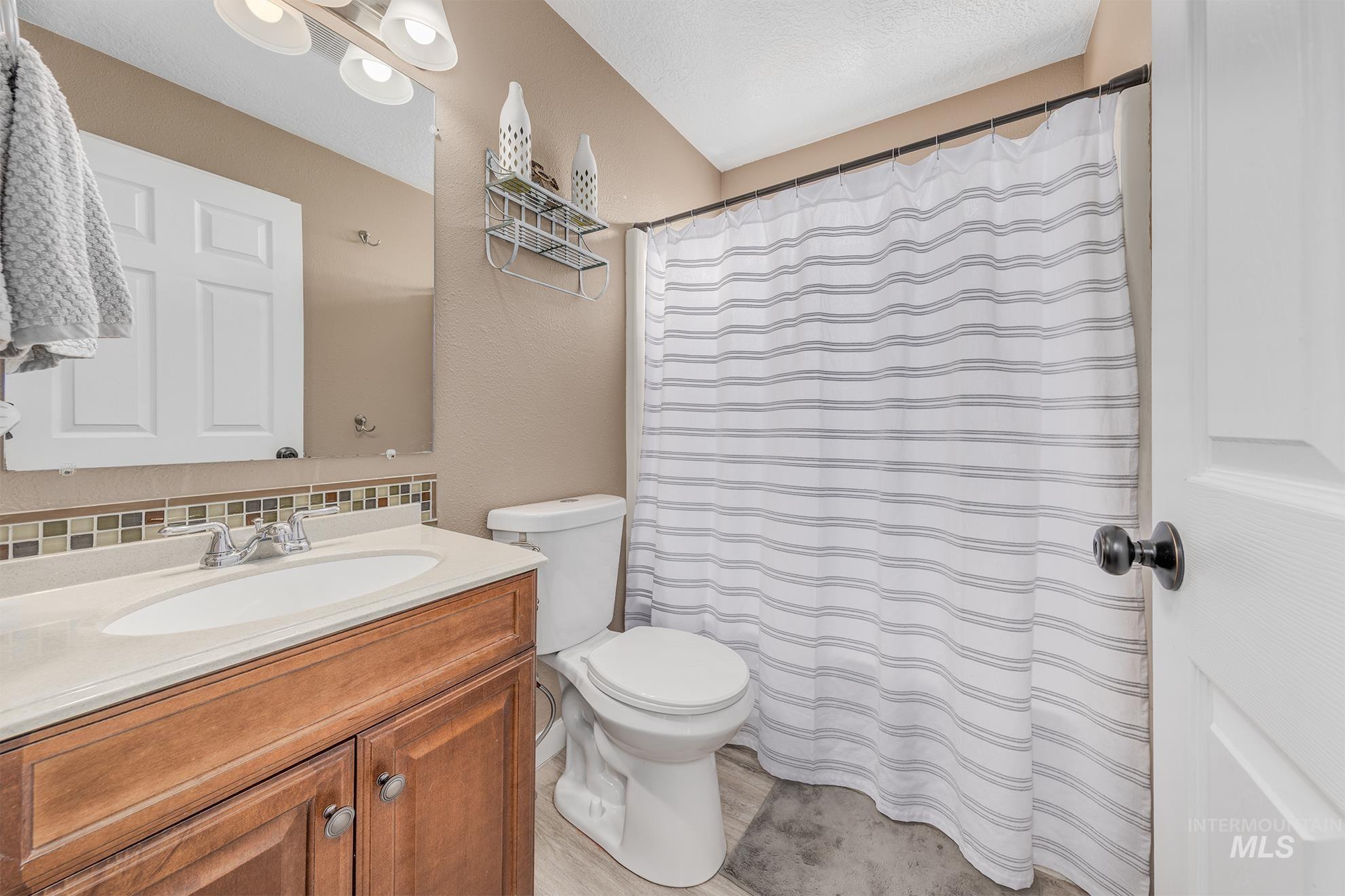 2480 W 9th Street