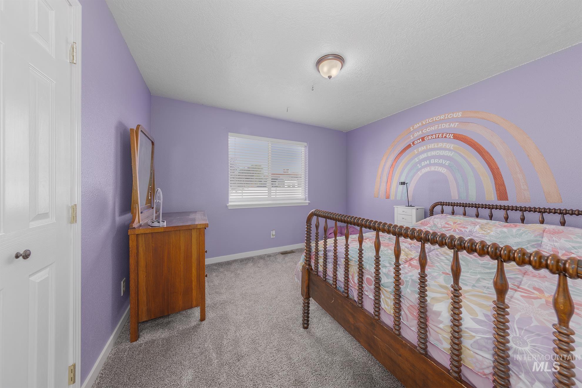 2480 W 9th Street