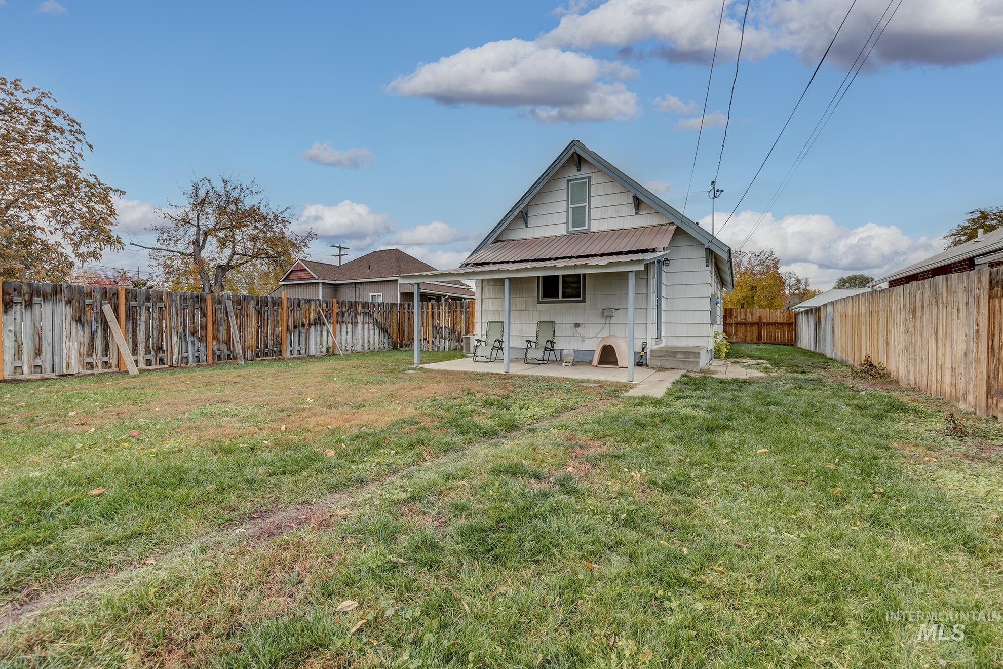 425 E Liberty