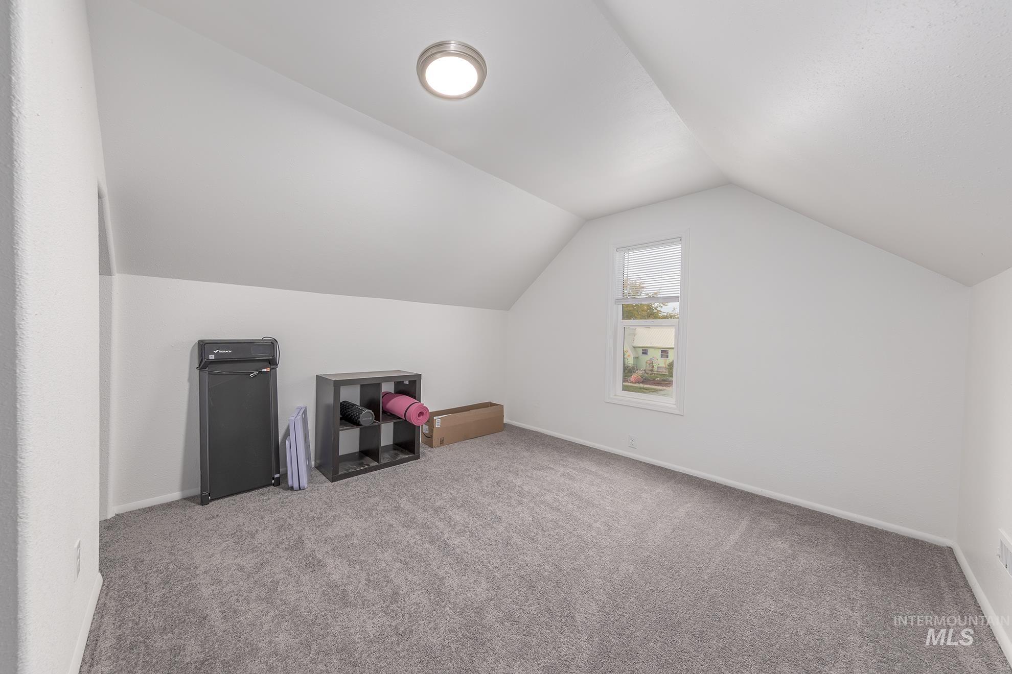 425 E Liberty