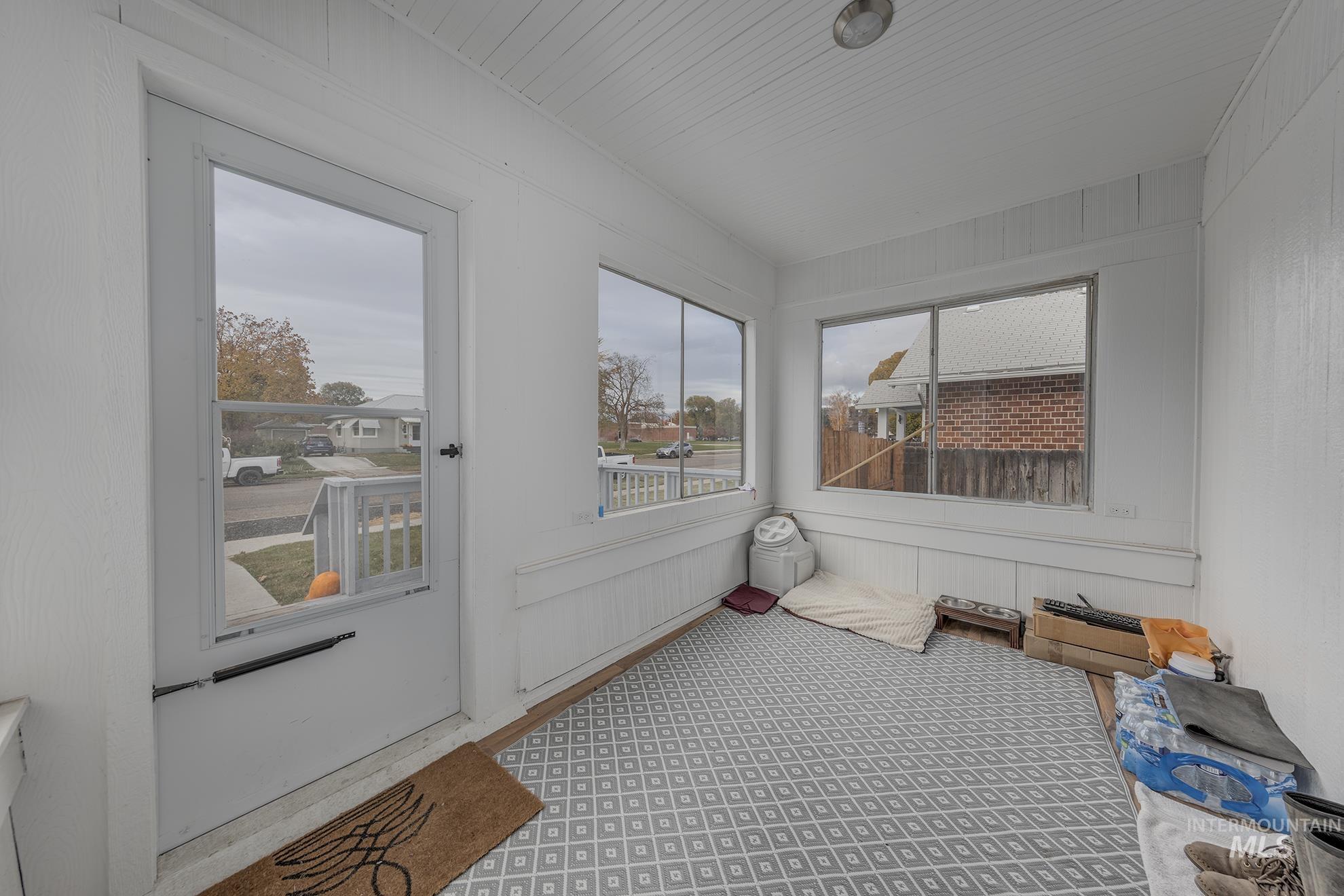 425 E Liberty