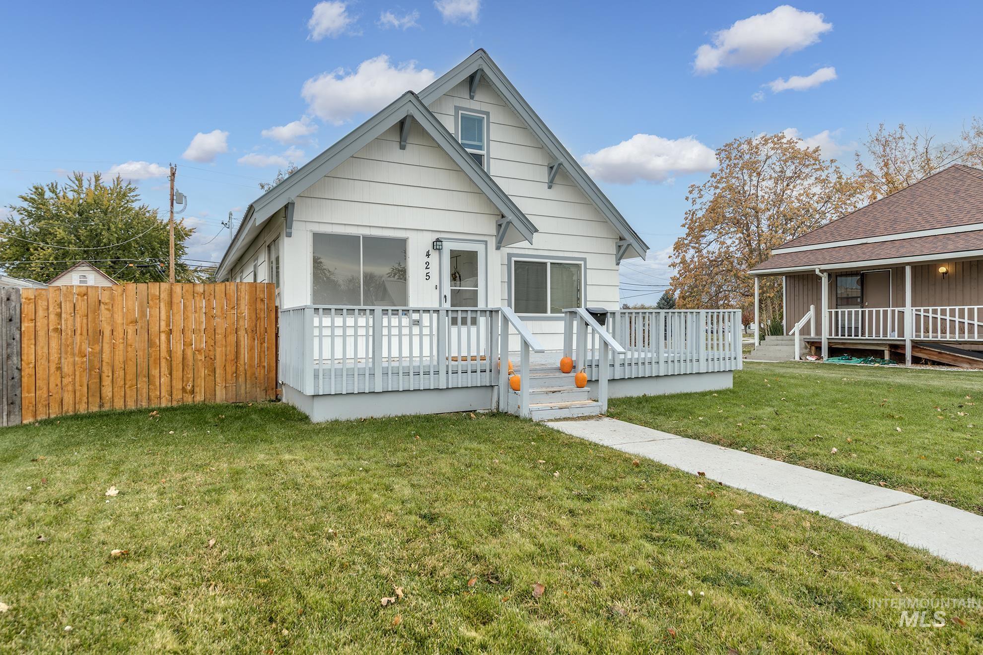425 E Liberty