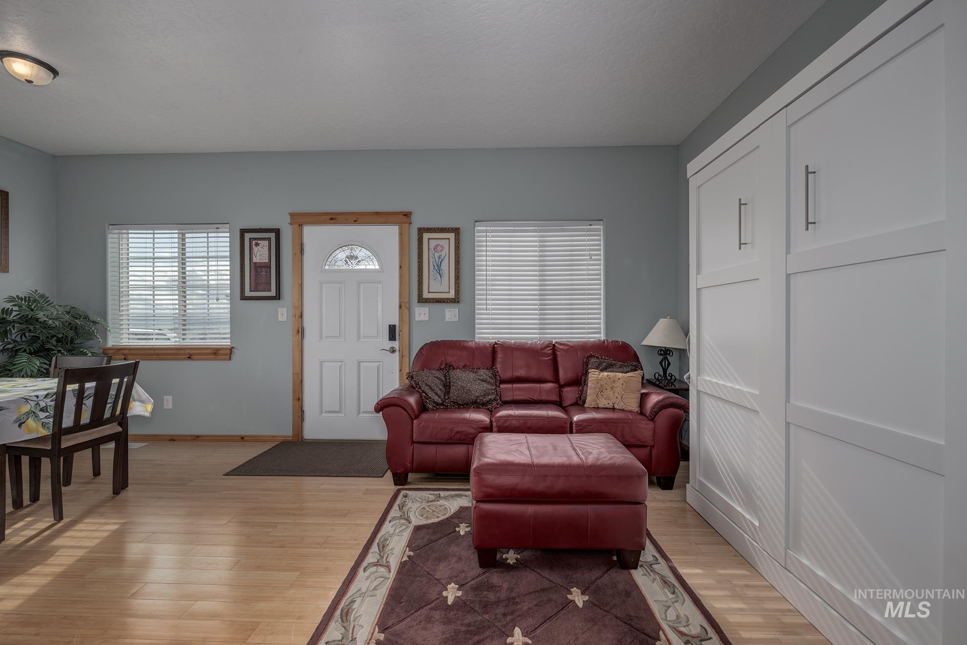 1573 Loafer Lane
