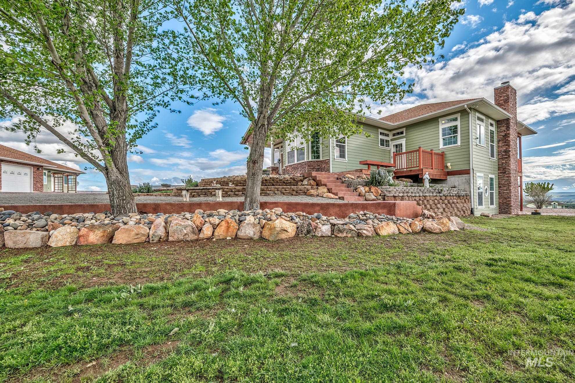 1573 Loafer Lane