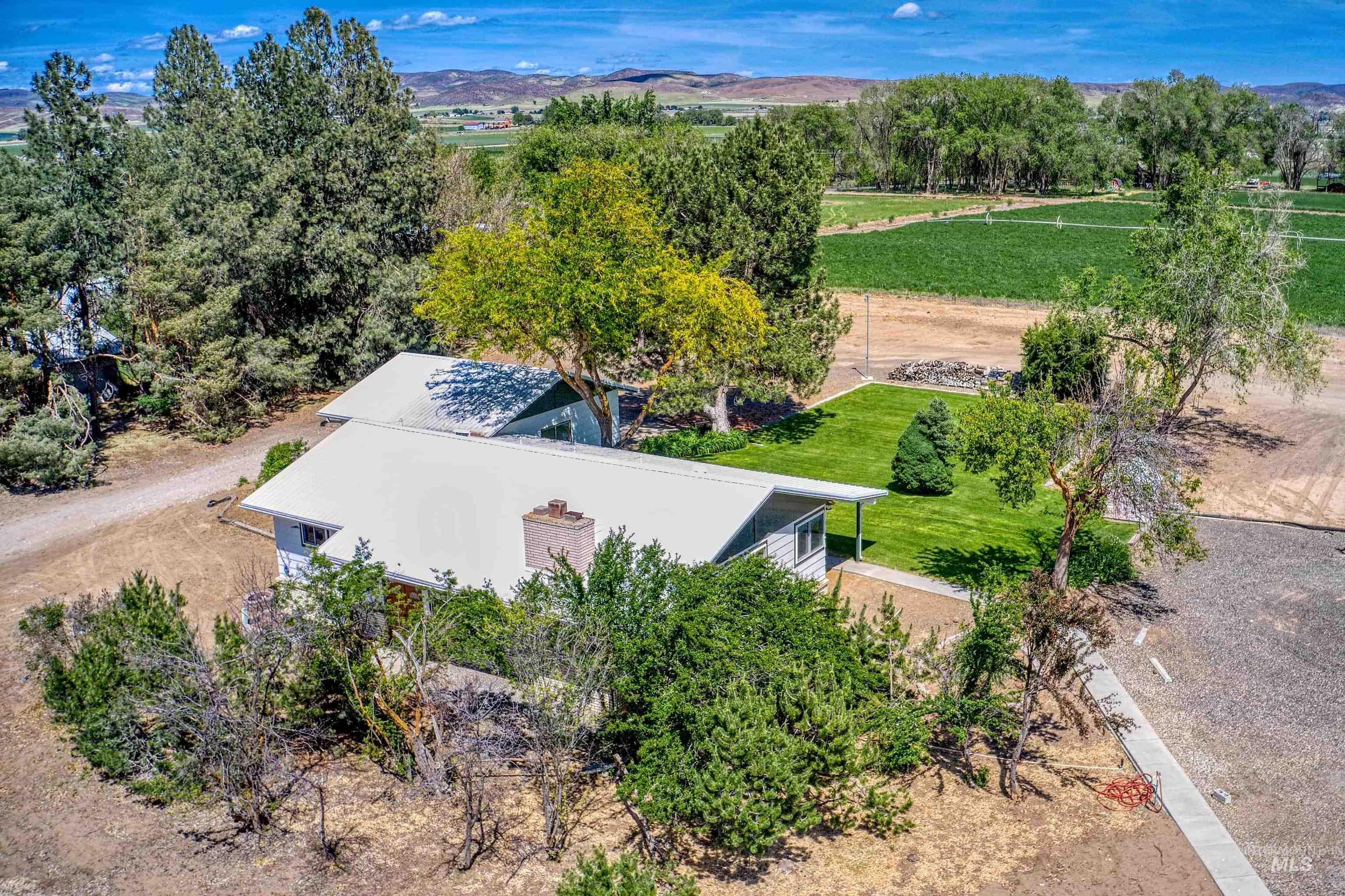 748 Pringle Road