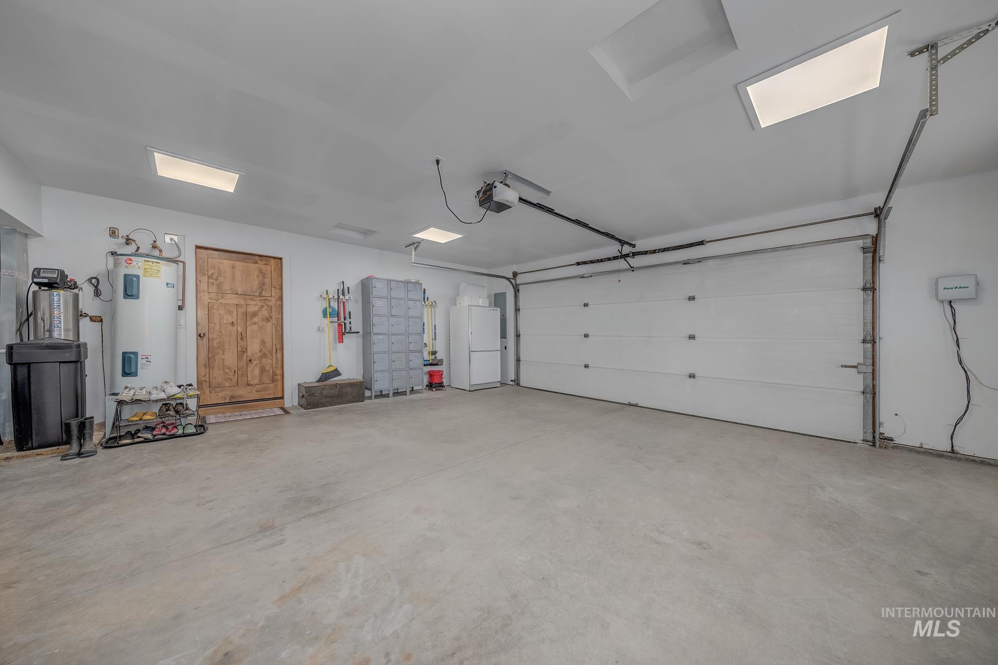 1530 Ross Road