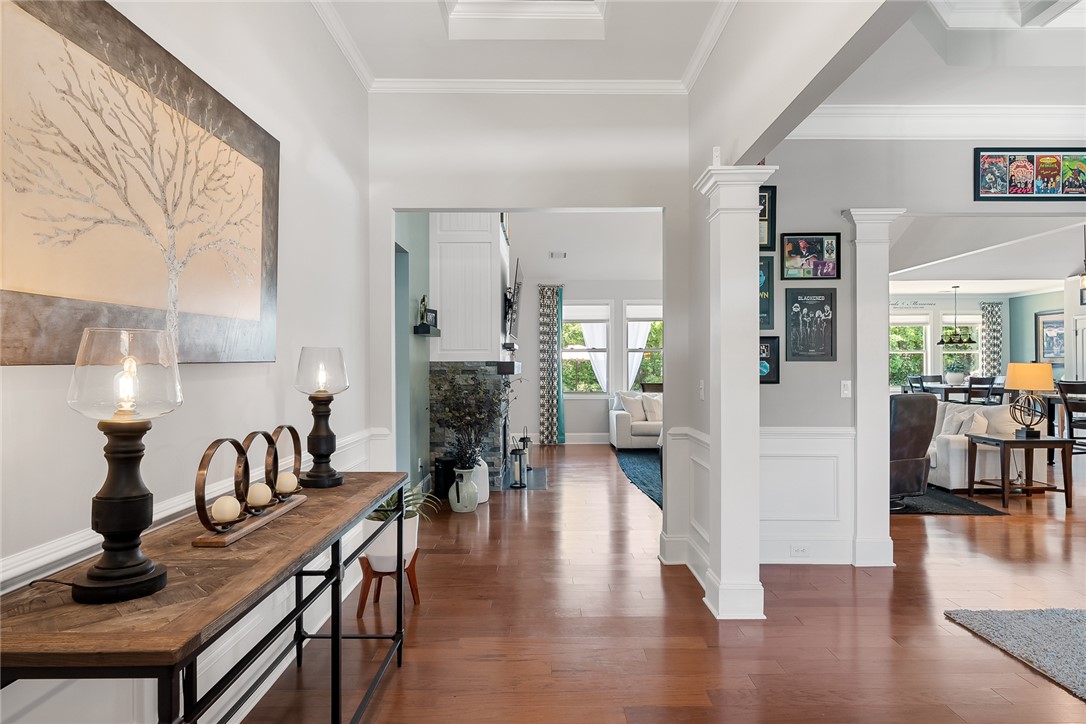 1001 Hillcrest Court