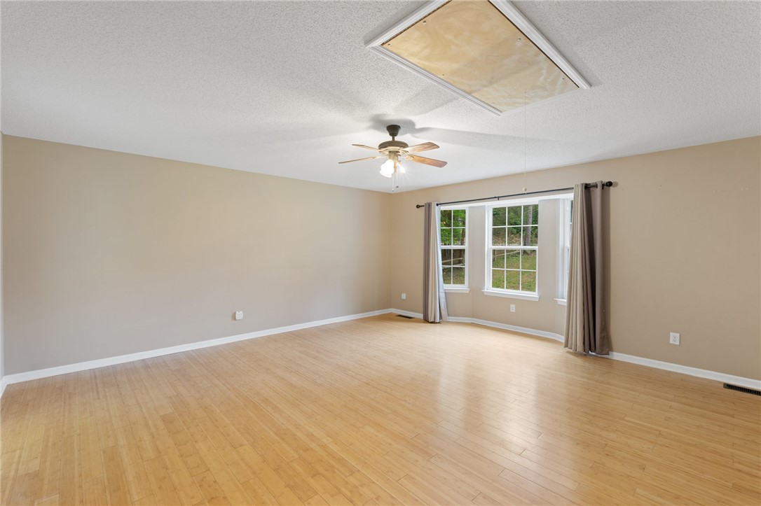 232 Ike Road