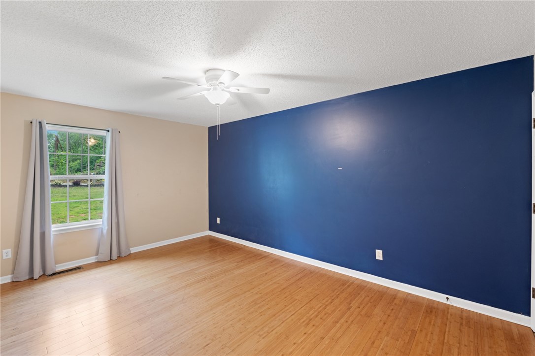 232 Ike Road