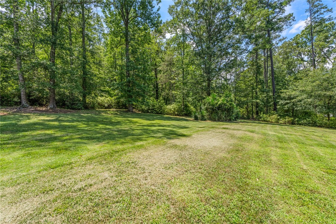 1555 Fort Hill Drive