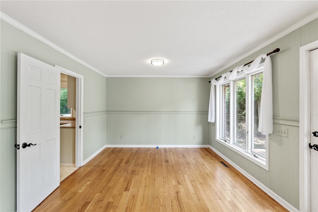 1555 Fort Hill Drive