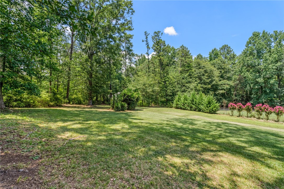 1555 Fort Hill Drive