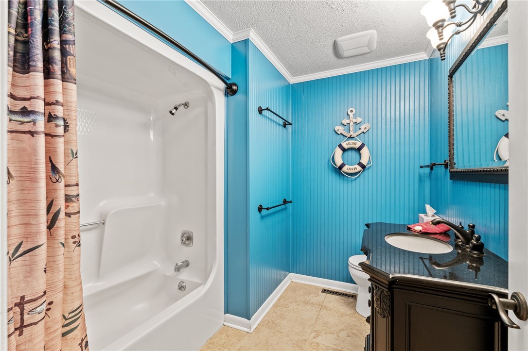 1555 Fort Hill Drive