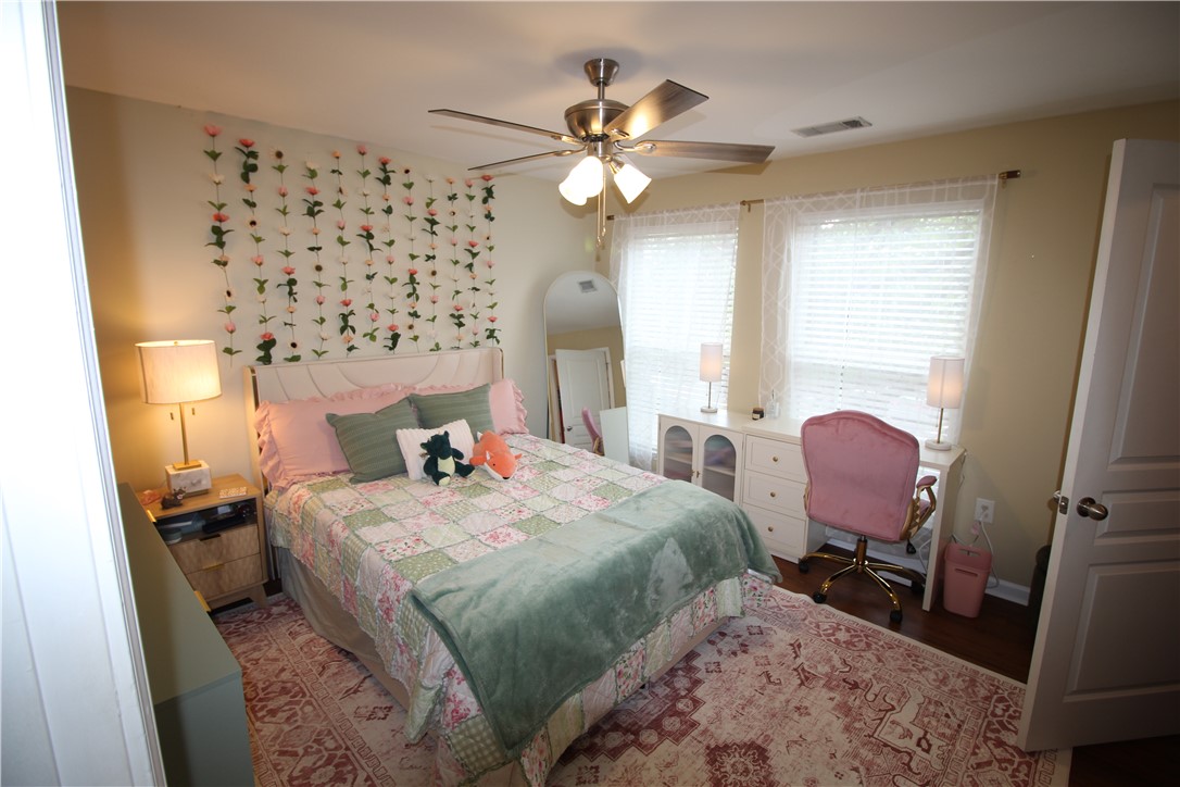 833 Old Greenville Highway 425