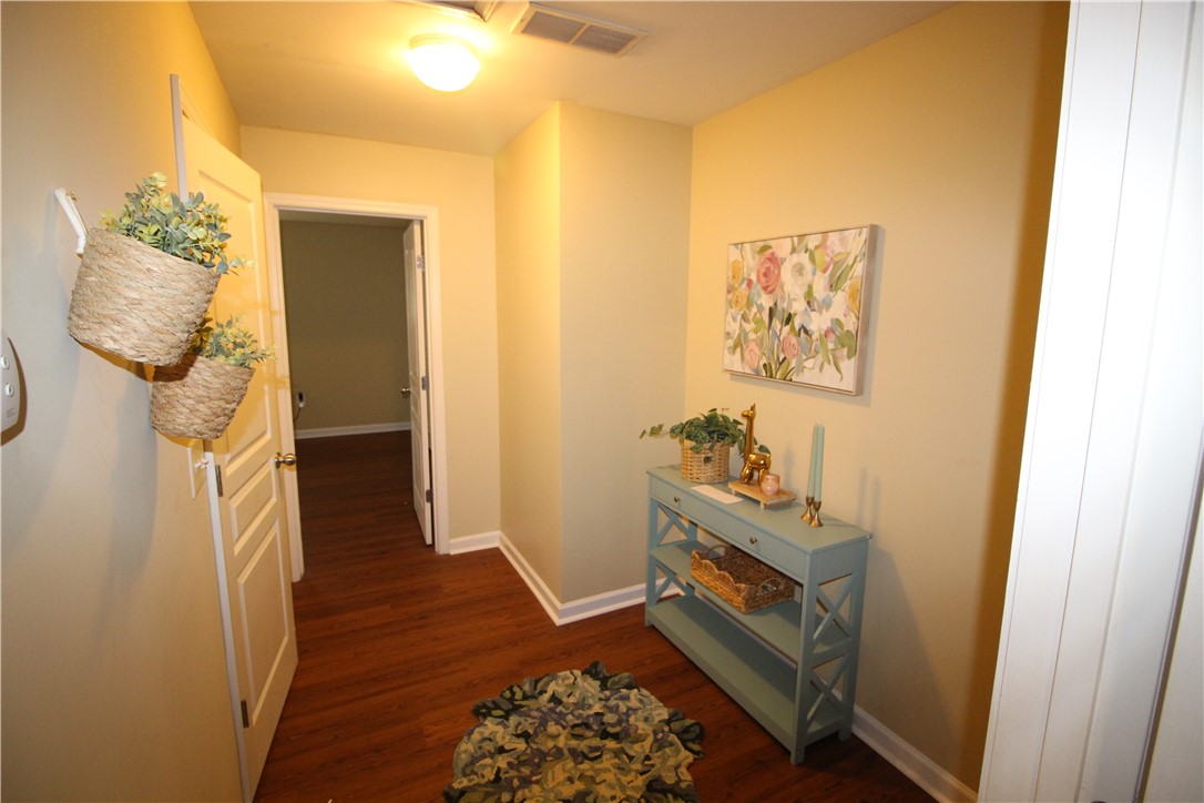 833 Old Greenville Highway 425