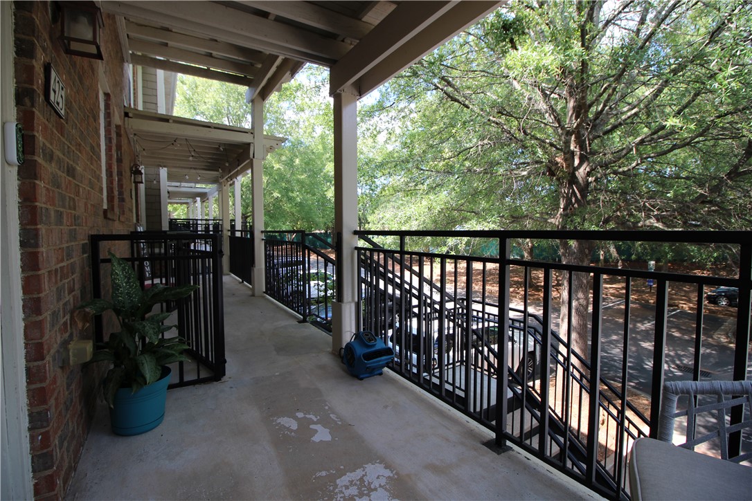 833 Old Greenville Highway 425