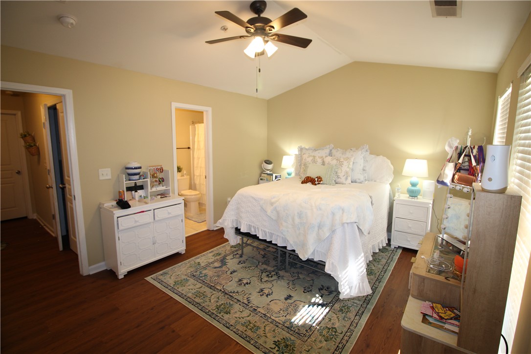 833 Old Greenville Highway 425