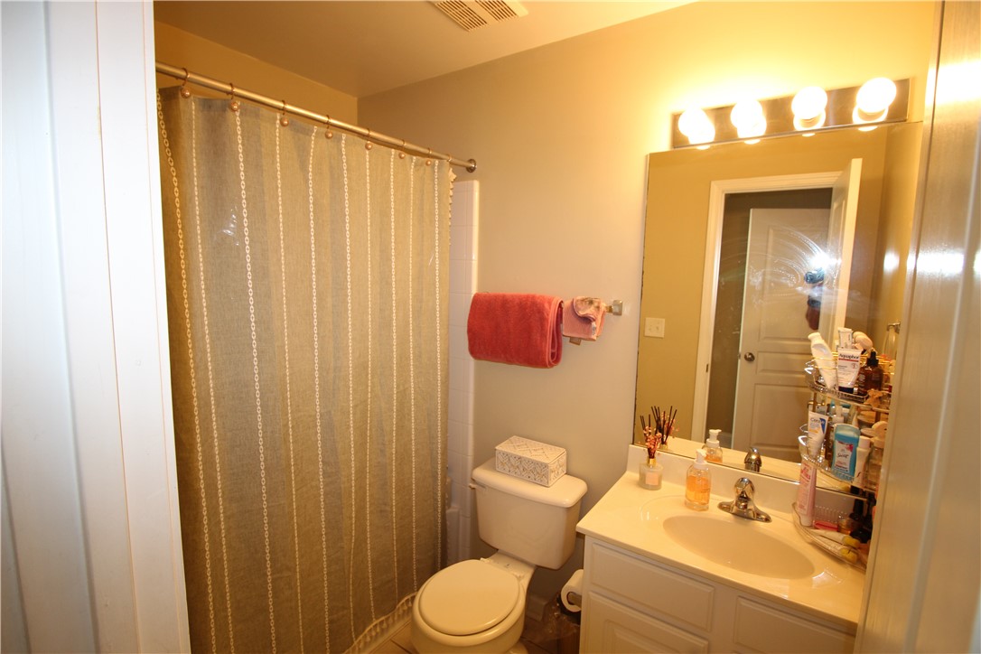 833 Old Greenville Highway 425