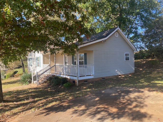 113 golden springs Lane