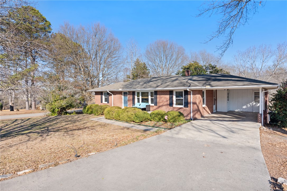 420 Brock Street