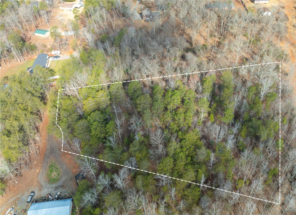 00 Pinecrest Court
