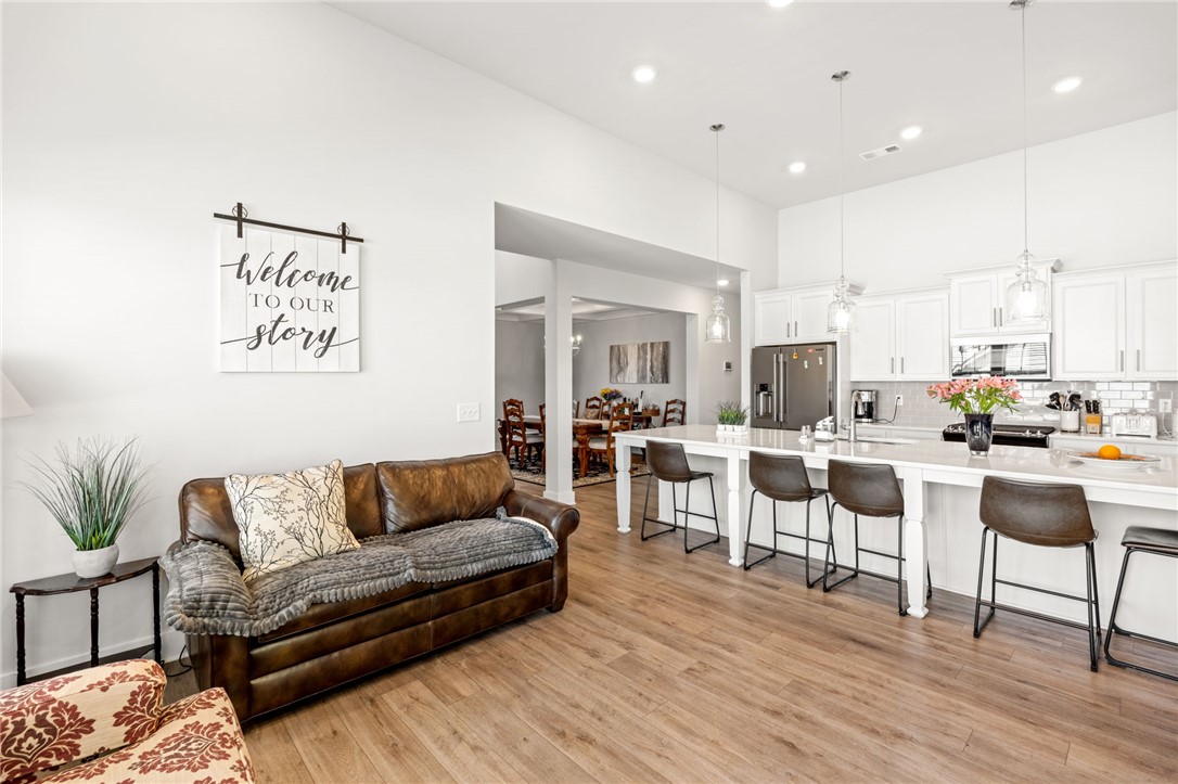 210 Maverick Trail