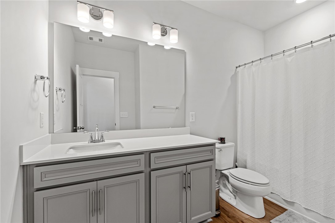 210 Maverick Trail
