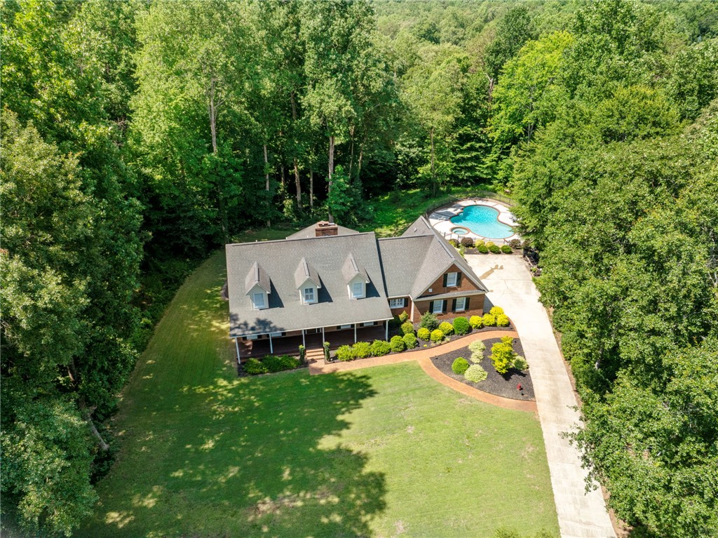 208 Cedar Dale Drive