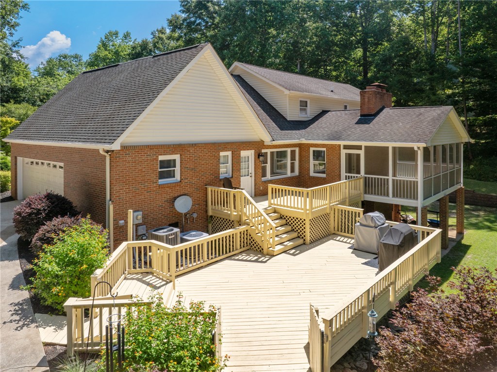 208 Cedar Dale Drive