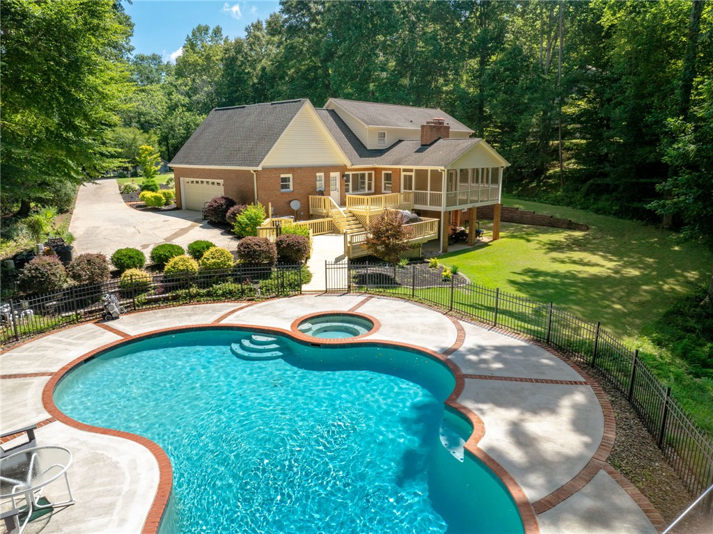 208 Cedar Dale Drive