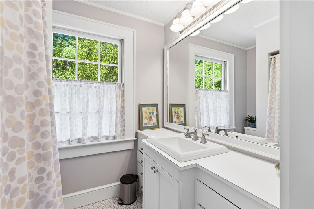 107 Mountain Laurel Drive