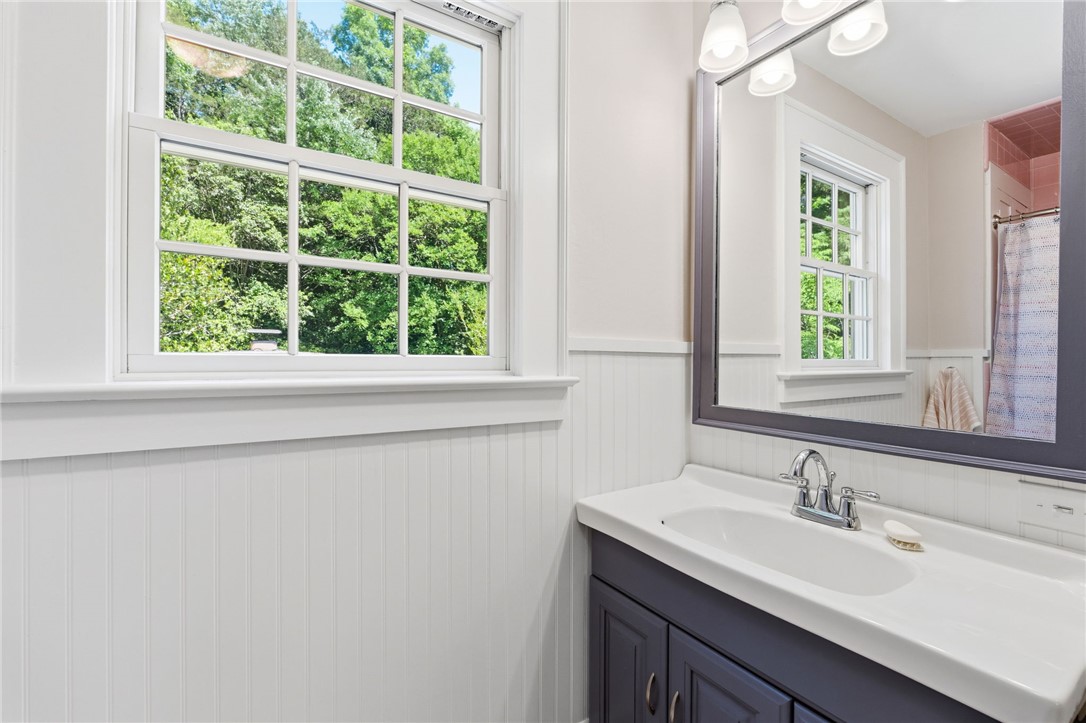107 Mountain Laurel Drive