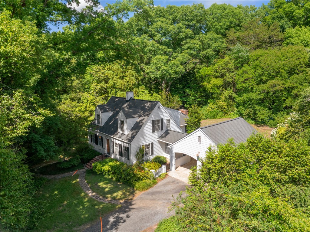107 Mountain Laurel Drive