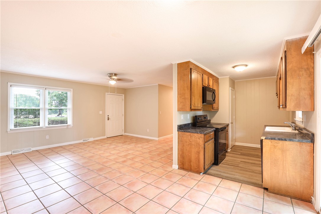108 Rollingwood Street